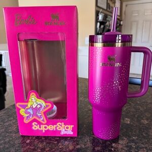 NWT - Stanley x Barbie '70s Superstar 40oz Quencher Tumbler